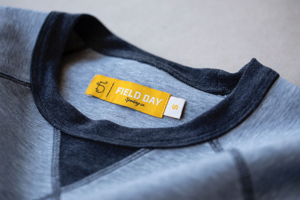 Hynds Raglan Crewneck - Light Grey Heather/Charcoal
