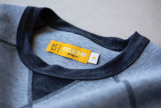 Hynds Raglan Crewneck - Light Grey Heather/Charcoal