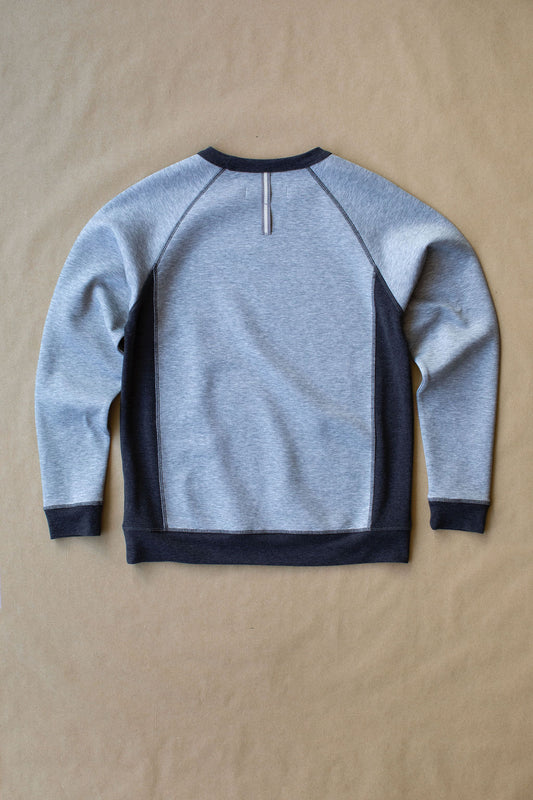 Hynds Raglan Crewneck - Light Grey Heather/Charcoal