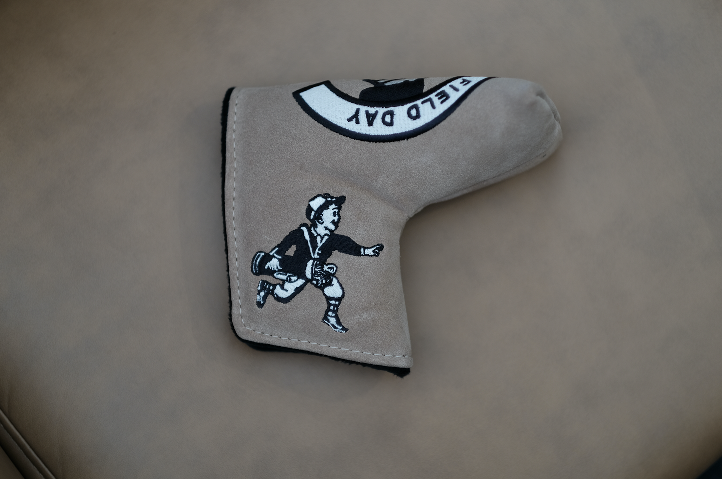 Pledge Putter Cover
