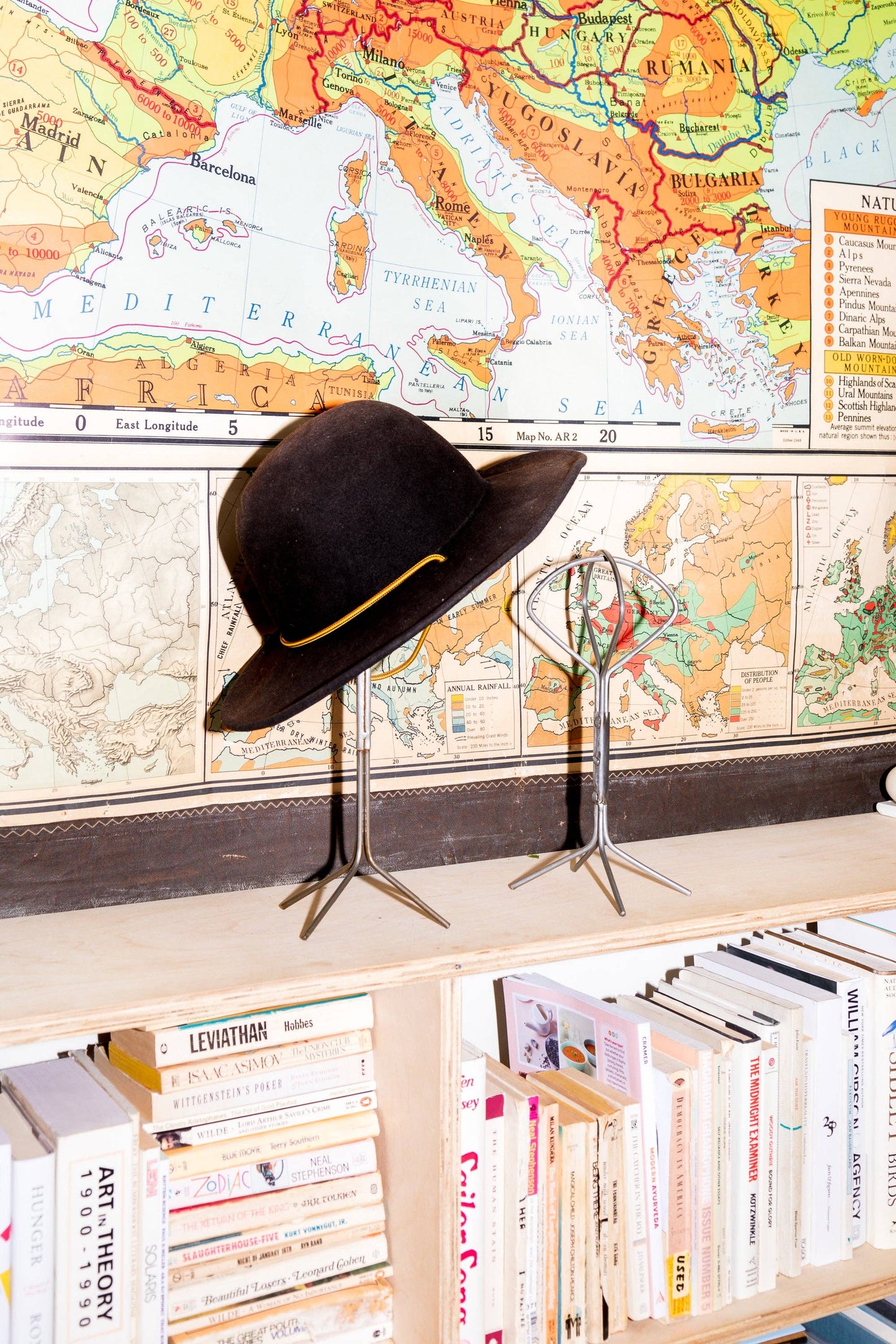FOLDING HAT STAND: Large