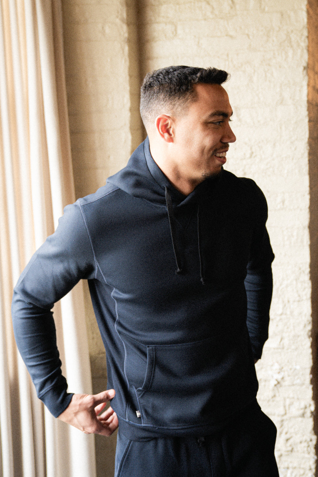 Hynds Hoodie - Black