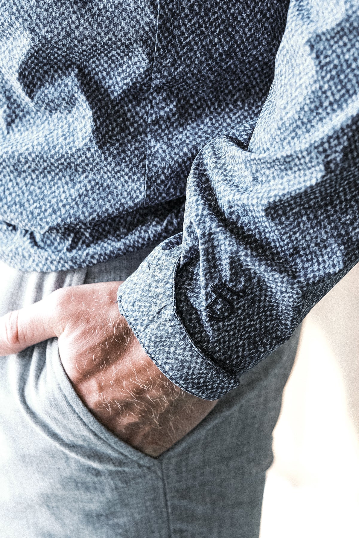 The Wyatt Windstop Packable Jacket - Navy Donegal