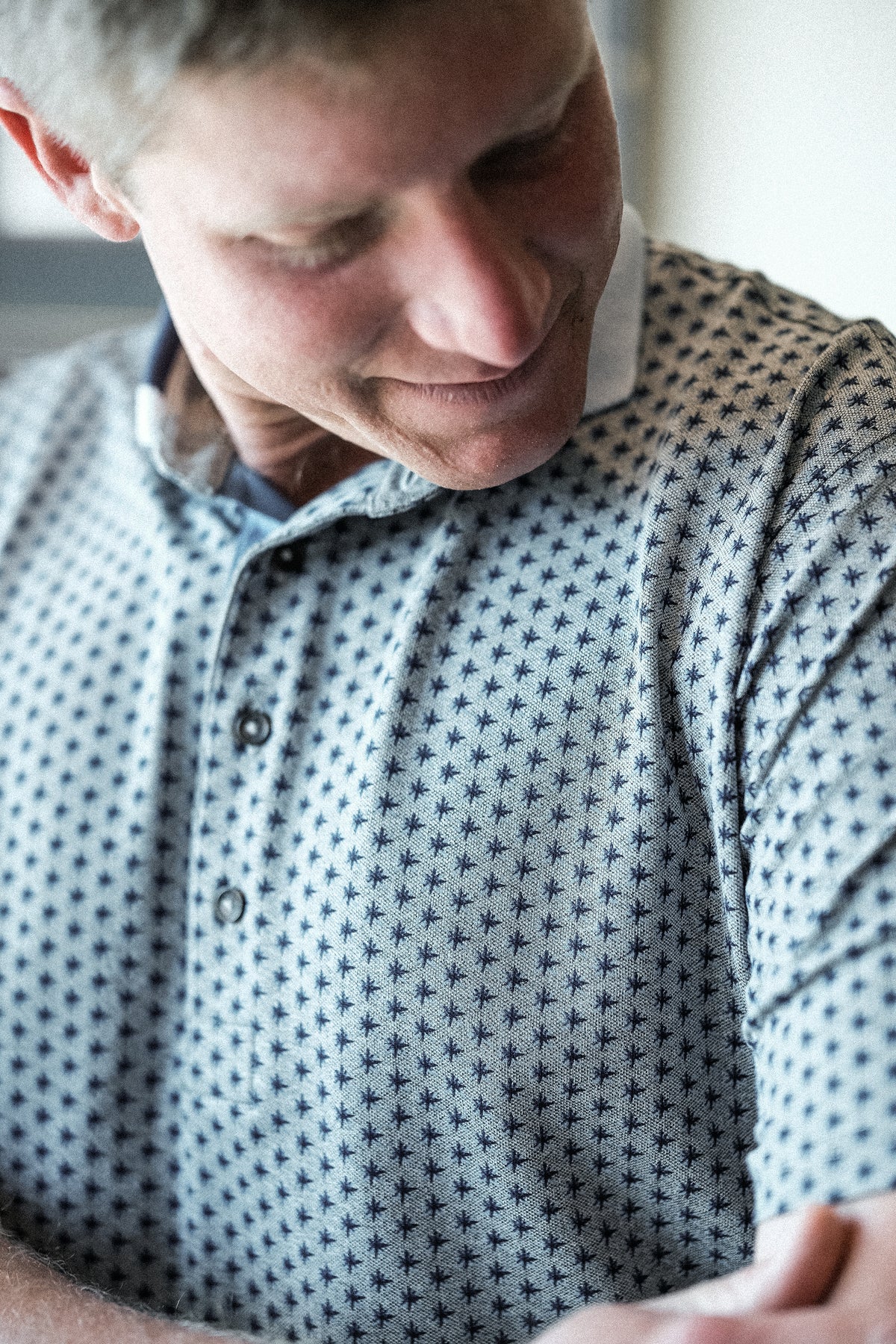 The Dunne Performance Polo - Light Grey Heather Spur Print