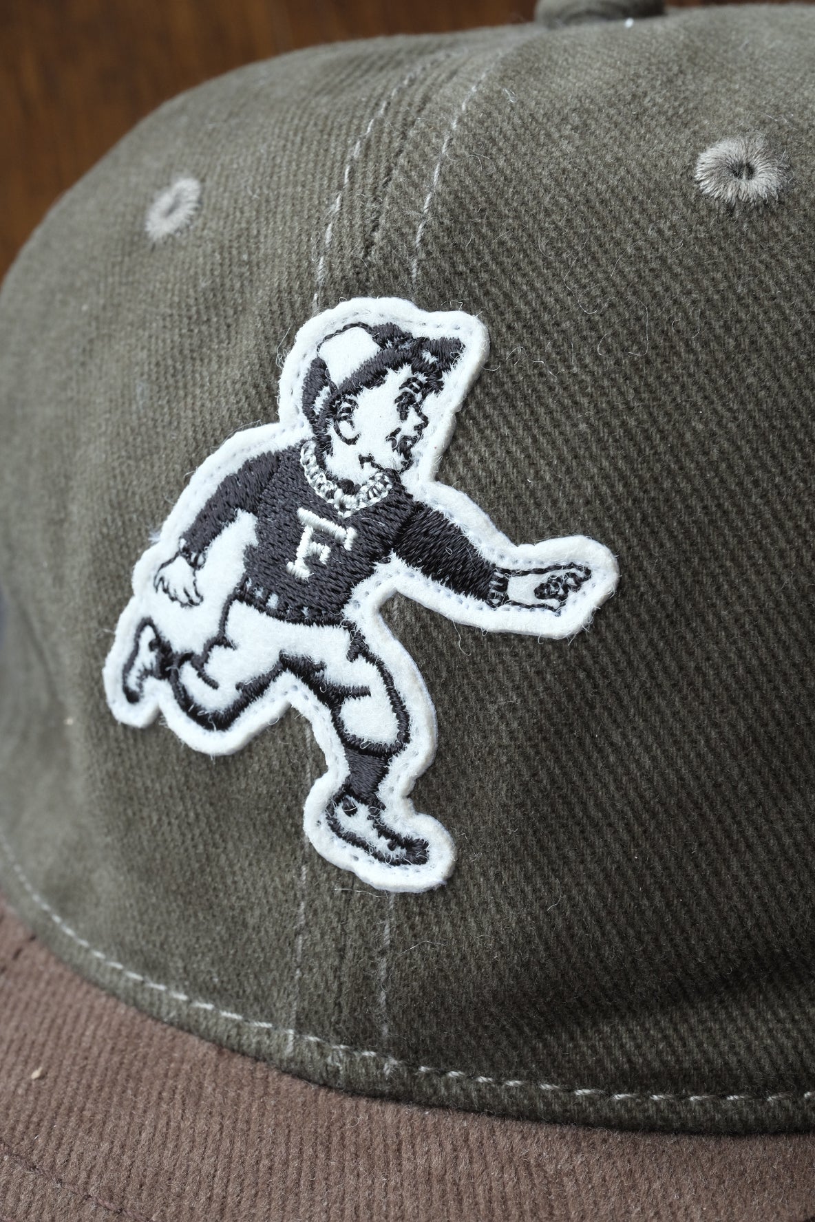 Run Boy Brushed Cotton Caddie Cap - Field 2 Tone