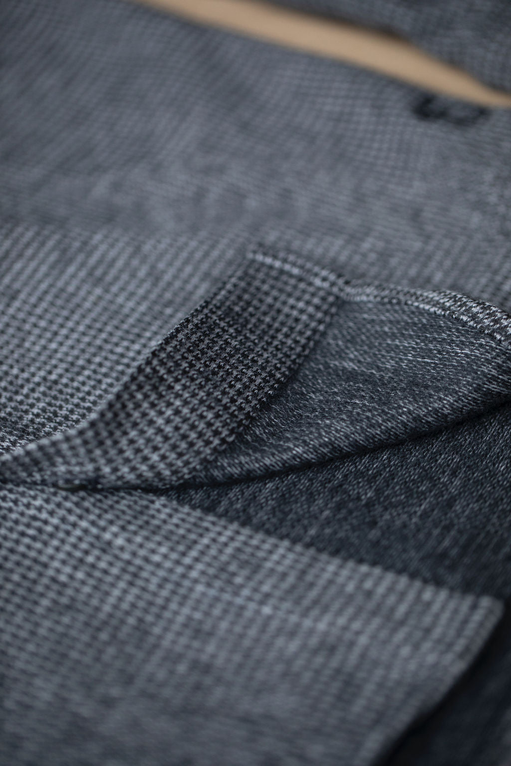 Hackel Brushed Back Buttondown - Salt & Pepper Houndstooth
