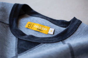 Hynds Raglan Crewneck - Light Grey Heather/Charcoal