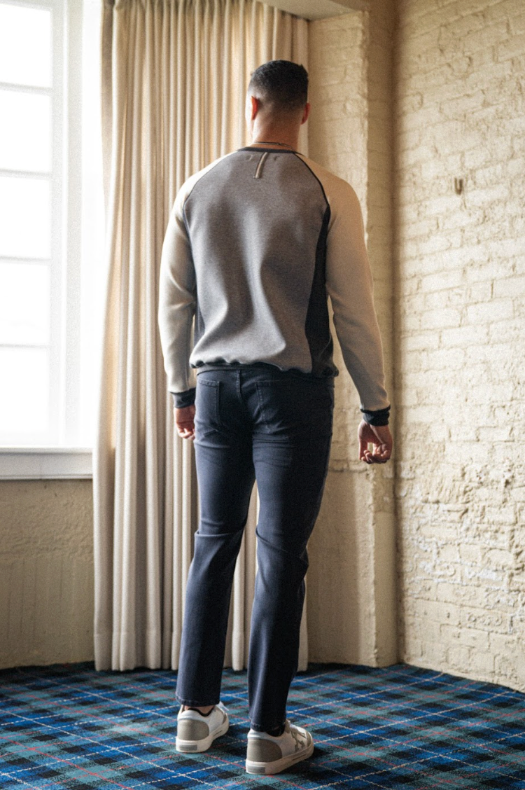 Hynds Raglan Crewneck - Fawn Multi